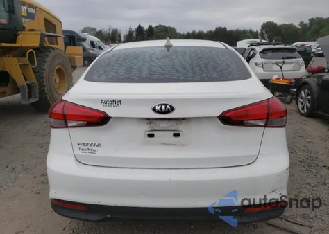 2017 Kia Forte Lx z USA, uszkodzony, nr VIN 3KPFK4A78HE070047